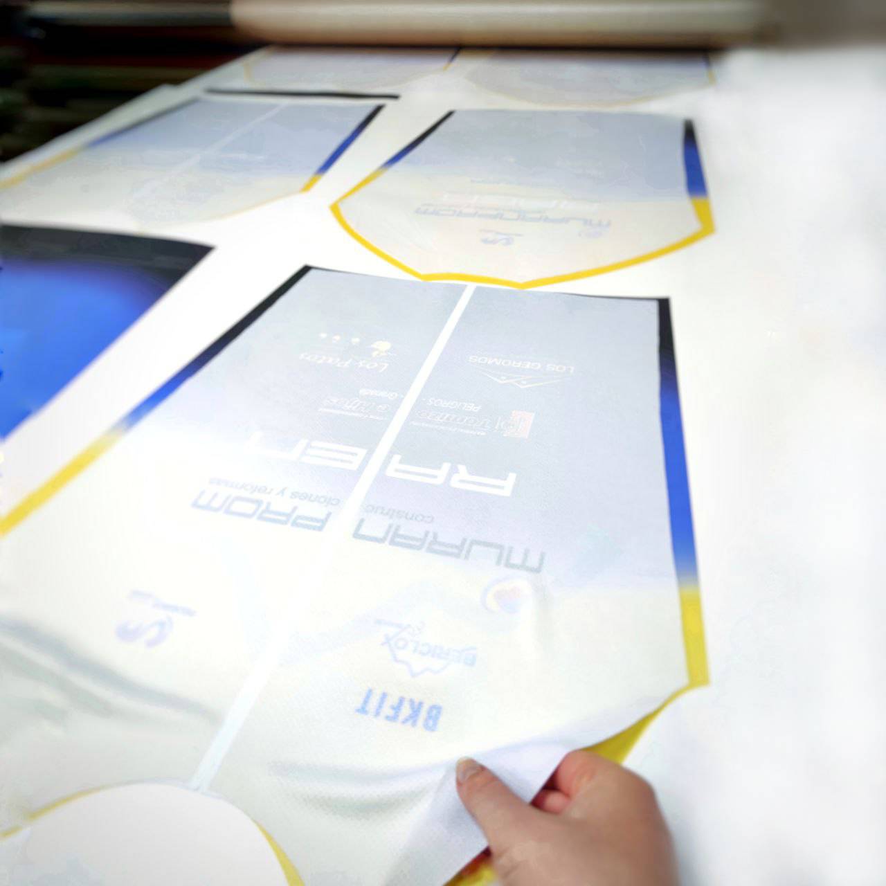 Prueba de ropa deportiva personalizada